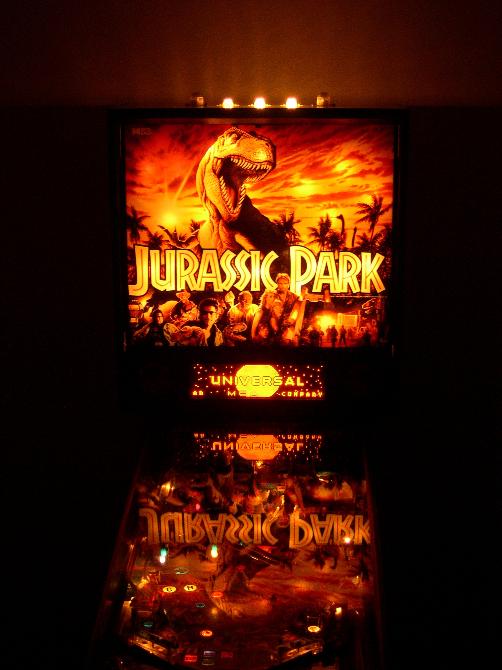 22-Jurassic-Park-Nuit