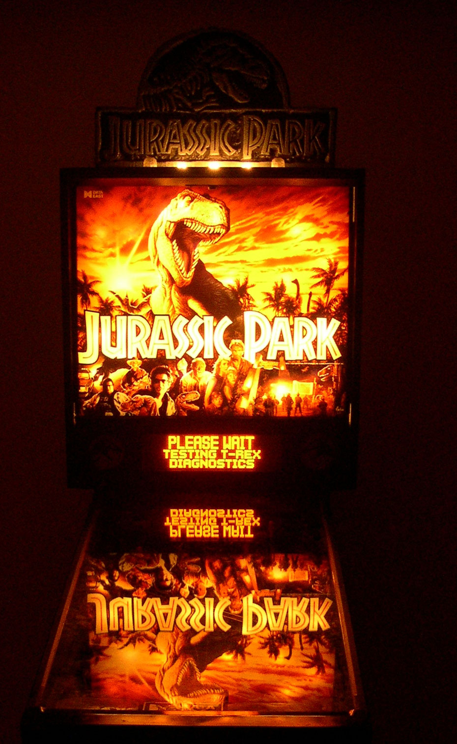 27-Jurassic-Park-topper-night