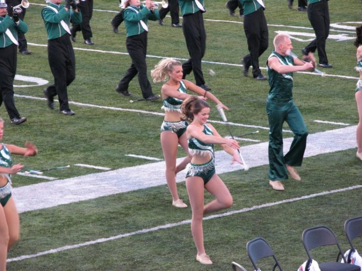 PomPomGirls-00